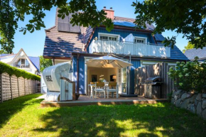 Traumhaus Auri in Prerow Ostsee auf dem Darß mit Kamin und Sauna und Garten in Prerow